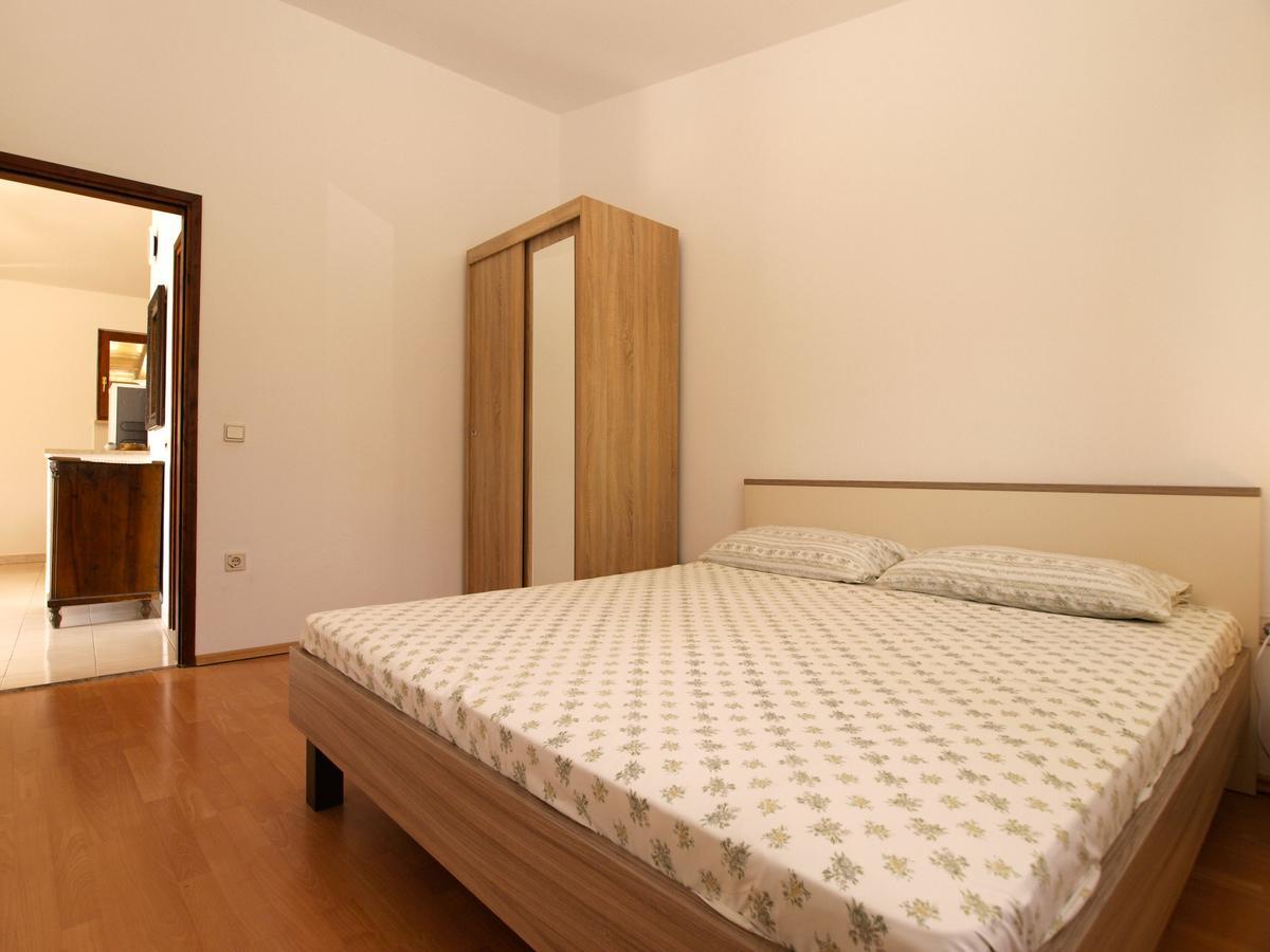 Apartments Luciano 1728 Премантура Экстерьер фото